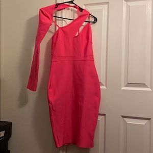 Pink bandage midi dress